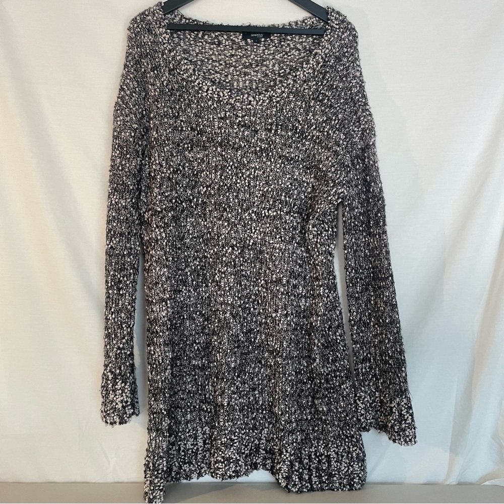 GENEROUS BY LINDEX Black and White Knit (popcorn design)Dress size large